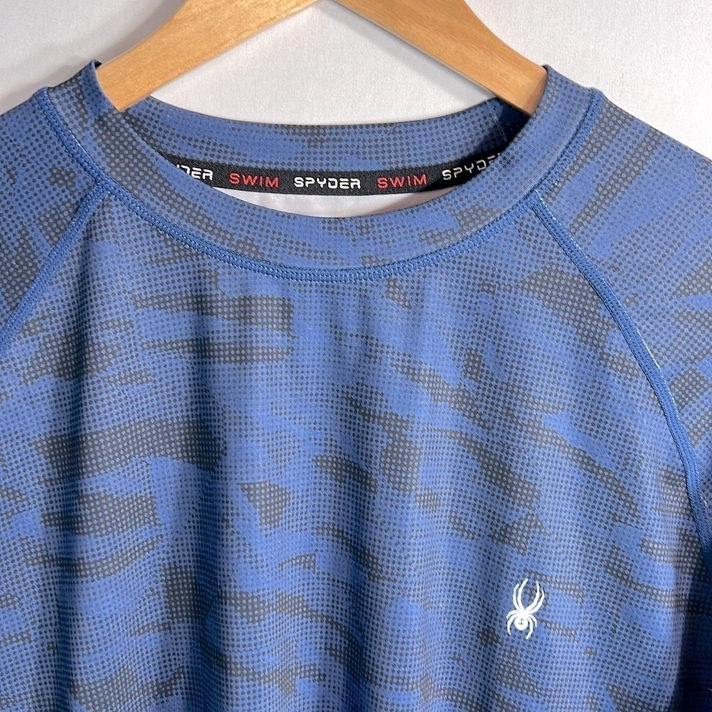 Spyder Rash Guard 30+ UPF Protection Long Sleeve Surf -Swim-Cycle Men's Shirt M - Picture 2 of 7